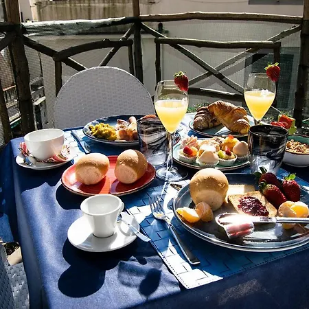 Atrani Rooms-3
